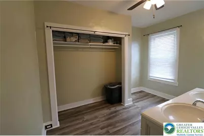 1805 Fairview Avenue, Wilson Boro, PA 18042 - Photo 27