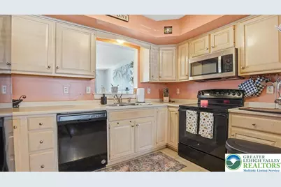 744 Williams Avenue, Walnutport Boro, PA 18088 - Photo 13