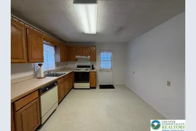 3305 Glen Avenue, Palmer Twp, PA 18045 - Photo 9