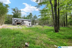 1533 Black Birch Way, Coolbaugh Twp, PA 18466 - Photo 5