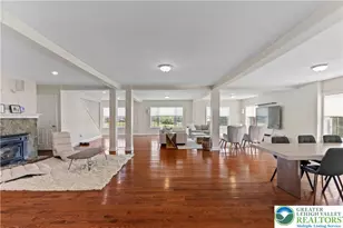 521 Greenview Dr, Hamilton Twp, PA 18353 - Photo 7