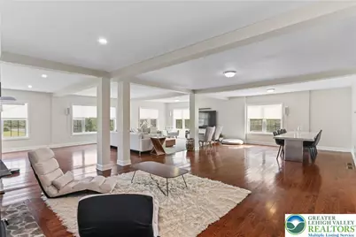 521 Greenview Drive, Hamilton Twp, PA 18353 - Photo 9