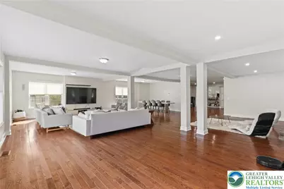 521 Greenview Drive, Hamilton Twp, PA 18353 - Photo 11