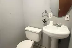 1134 W Washington St, Allentown City, PA 18102 - Photo 17