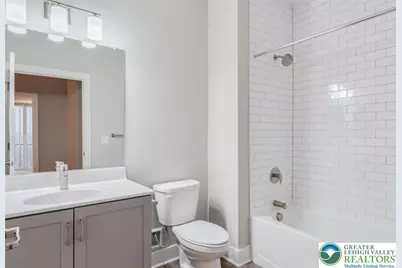 2295 Lafayette Park Drive #A2, Forks Twp, PA 18040 - Photo 5