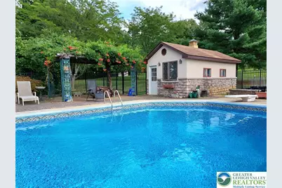 1501 Detweiler Avenue, Hellertown Boro, PA 18055 - Photo 11