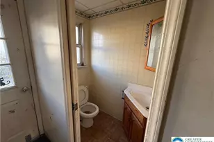 323 S Grape St, Other, PA 17851 - Photo 7