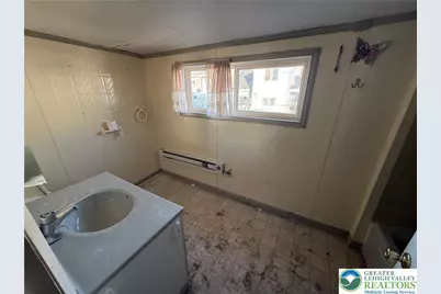 323 S Grape Street, Other, PA 17851 - Photo 11