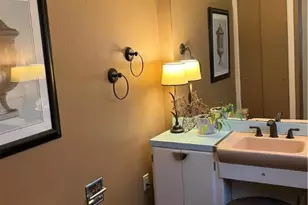 309 N 10th St, Easton, PA 18042 - Photo 17