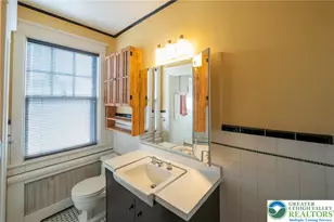 309 N 10th St, Easton, PA 18042 - Photo 21