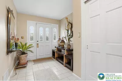 9 Aspen Court, Forks Twp, PA 18040 - Photo 5