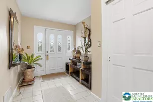 9 Aspen Ct, Forks Twp, PA 18040 - Photo 5