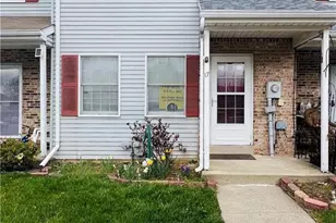 17 Fort Lee Ct, Forks Twp, PA 18040 - Photo 1