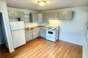 1102 2nd St, North Catasauqua Bor, PA 18032 - Photo 3