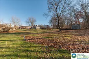 615 Fairview St, Emmaus, PA 18049 - Photo 3