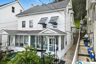 229 W High St, Nesquehoning Boro, PA 18240 - Photo 1