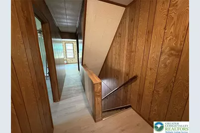 146 E Center #2, Nesquehoning Boro, PA 18240 - Photo 3