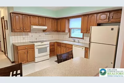 611 Buckingham Drive, Northampton Boro, PA 18067 - Photo 5