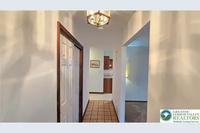 611 Buckingham Drive, Northampton Boro, PA 18067 - Photo 3