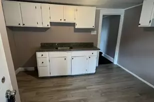 208 W Patterson St, Lansford, PA 18232 - Photo 3