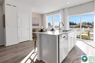 8217 Alexander Ct, Upper Macungie Township, PA 18031 - Photo 7