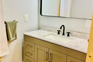 302 N 2nd St, Emmaus Boro, PA 18049 - Photo 25