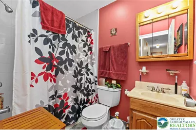 826 E Wayne Avenue, Allentown City, PA 18103 - Photo 21