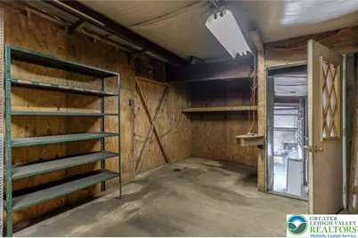 102 E Moorestown Road, Bushkill Twp, PA 18091 - Photo 9