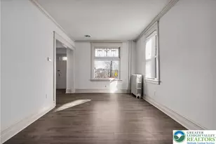 2322 N Lehigh Ave, Whitehall Twp, PA 18052 - Photo 9