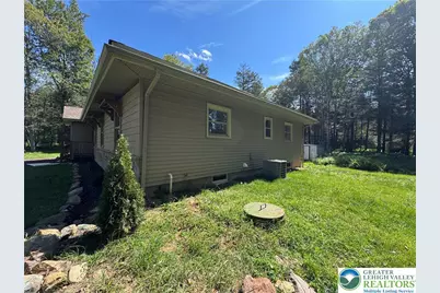 52 Tanglewood Drive, Penn Forrest, PA 18210 - Photo 5