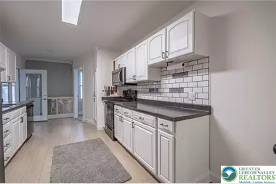 2386 Washington Avenue, Northampton Boro, PA 18067 - Photo 9