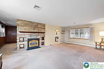 1240 Ridge Avenue, Whitehall Twp, PA 18052 - Photo 9