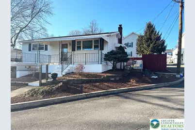 9 W Jewel Street, Roseto Boro, PA 18013 - Photo 5