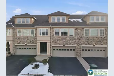 942 Greenhouse Drive #5B, Bethlehem, PA 18017 - Photo 1