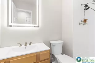 1290 Country Club, Lower Macungie Twp, PA 18106 - Photo 17