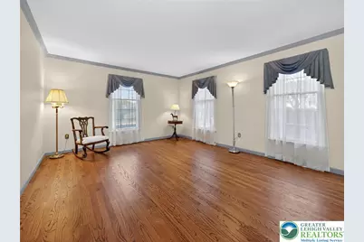 4936 Meadow Lane, Lower Macungie Twp, PA 18062 - Photo 7