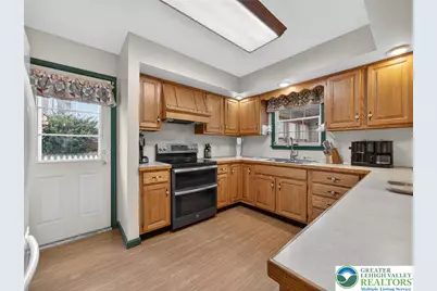 4936 Meadow Lane, Lower Macungie Twp, PA 18062 - Photo 11