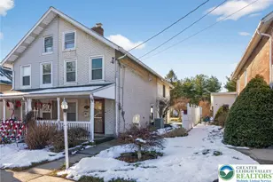 3015 N 3rd St, Whitehall Twp, PA 18052 - Photo 3