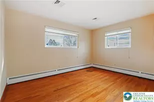 442 Avon St, Palmer Twp, PA 18045 - Photo 17