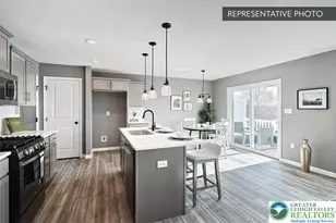 733 Fawn Way, Pennsburg Boro, PA 18073 - Photo 5