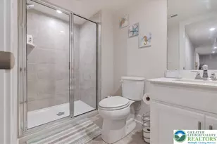 1064 Woodmont Ln, North Catasauqua Bor, PA 18032 - Photo 31