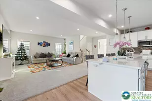 1064 Woodmont Ln, North Catasauqua Bor, PA 18032 - Photo 11