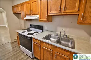 30 2nd St, Slatington Boro, PA 18080 - Photo 9