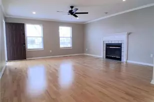 1607 Briarwood Ln, Bethlehem Township, PA 18020 - Photo 3