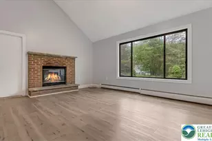 7198 Rimrock Dr, Coolbaugh Twp, PA 18466 - Photo 5