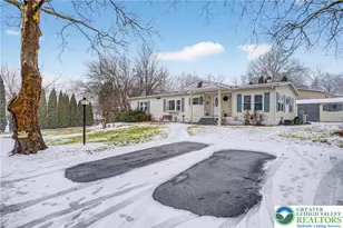 4 Woodsdale Ct, Moore Township, PA 18014 - Photo 3