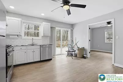 5528 Elmwood Street, Pocono Twp, PA 18372 - Photo 19