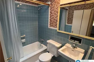 2303 4th St, Wilson, PA 18042 - Photo 17