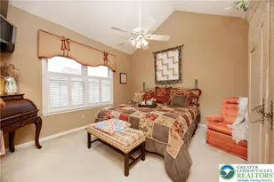 319 Surrey Pl, Macungie Boro, PA 18062 - Photo 13