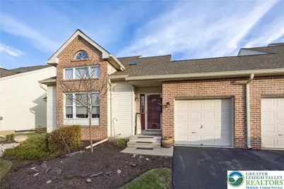 319 Surrey Place, Macungie Boro, PA 18062 - Photo 3